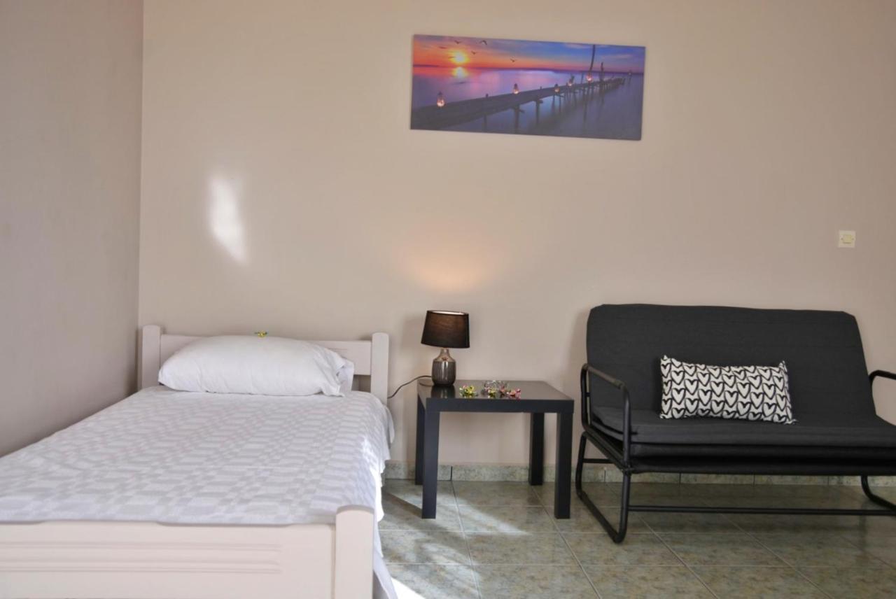 Anemomylos Apartments ลิคชูรี ภายนอก รูปภาพ